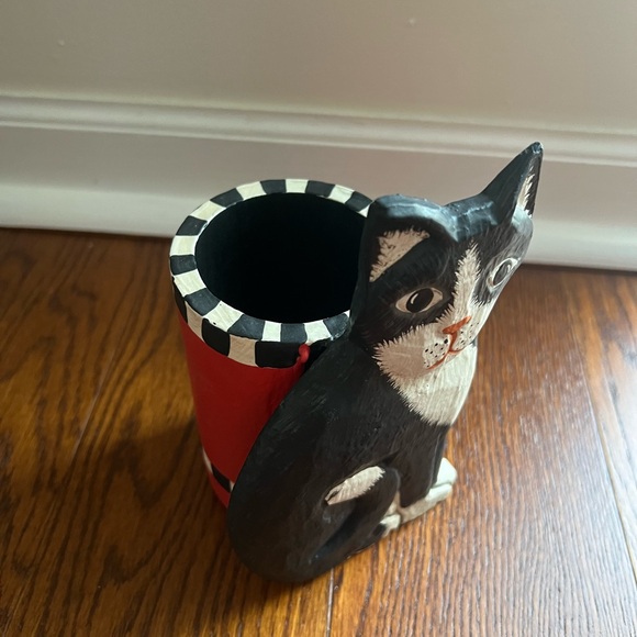 Tuxedo Cat Pencil Holder - Picture 3 of 5
